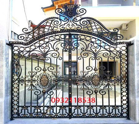 Thiết kế và lắp đặt cổng sắt mỹ thuật tại Nghệ An
